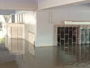 4 เดือนที่สาหัส น้ำเริ่มลดแต่บ้านยังจมเกือบ 2 เมตร ส่งกำลังใจให้คนไทยไม่ท้อ