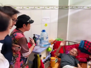 สะเทือนใจ ศิลปินอาวุโส อุทิศชีวิตเลี้ยงพ่อแม่ 16 ปี สุดท้ายป่วยหนัก ไร้บ้าน ไร้คนดูแล (ต่างประเทศ)