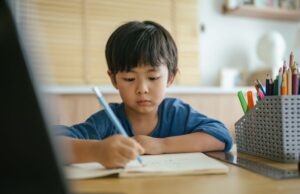 วิจัยพบ! พ่อแม่ทำงาน 3 กลุ่มอาชีพนี้ ลูกจะเติบโตมา “รวยกว่า” มีรายได้สูงเหนือเพื่อนๆ